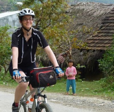 Nic Cosgrove Cycling on the  tour with redspokes